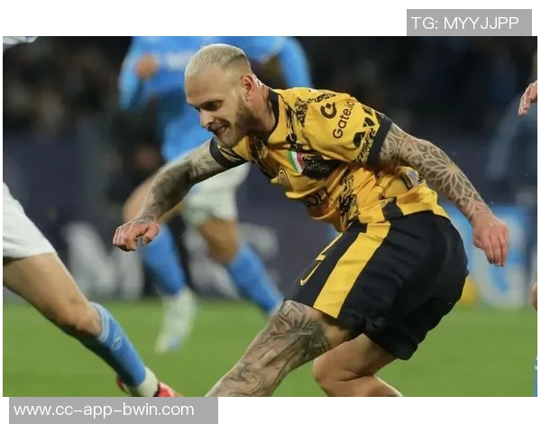 意天空报道恰尔汉奥卢和达米安将随国米征战意超杯但出场机会未定 意天空报道恰尔汉奥卢和达米安将随国米征战意超杯但出场机会未定