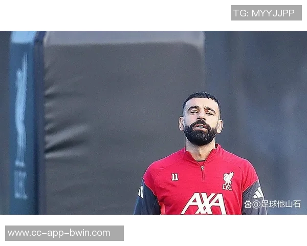 前埃及国脚怒怼卡拉格：萨拉赫独撑埃及难怪C罗不屑梅西反击你