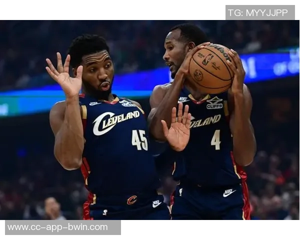 莫布里展现防守实力13投7中贡献16分7篮板3盖帽正负值高达11