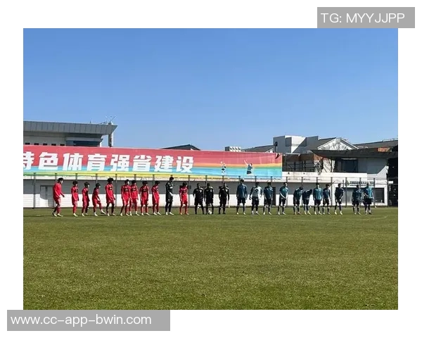 海港B队热身赛表现出色李圣龙对阵镇江队20分钟内贡献1射2传