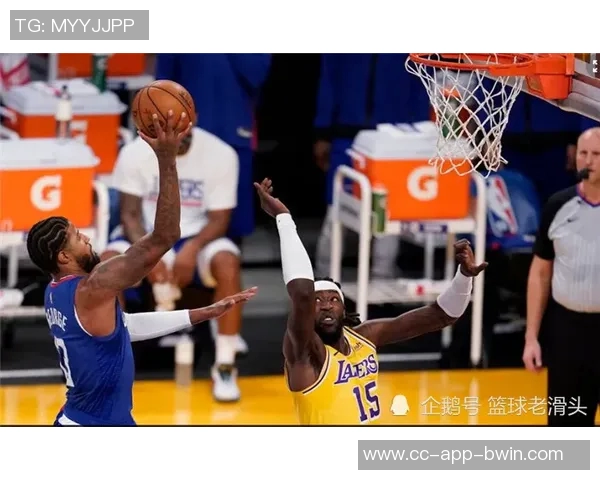 乔治下半场表现低迷仅得2分全场14分7板2助助球队乏力表现