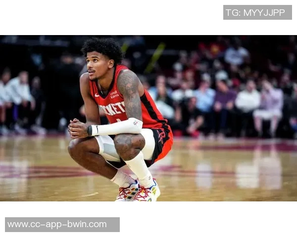 杰伦格林复出表现亮眼继续替补出战对抗老鹰队争取胜利