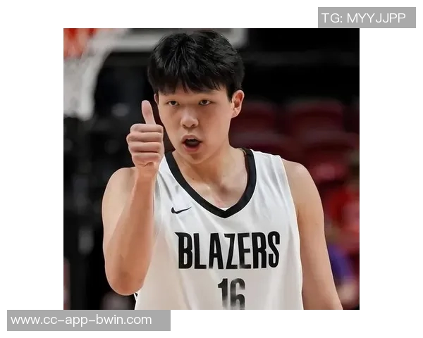 浓眉复苏如日中天19投14中砍下29分8篮板闪耀全场重振球队士气